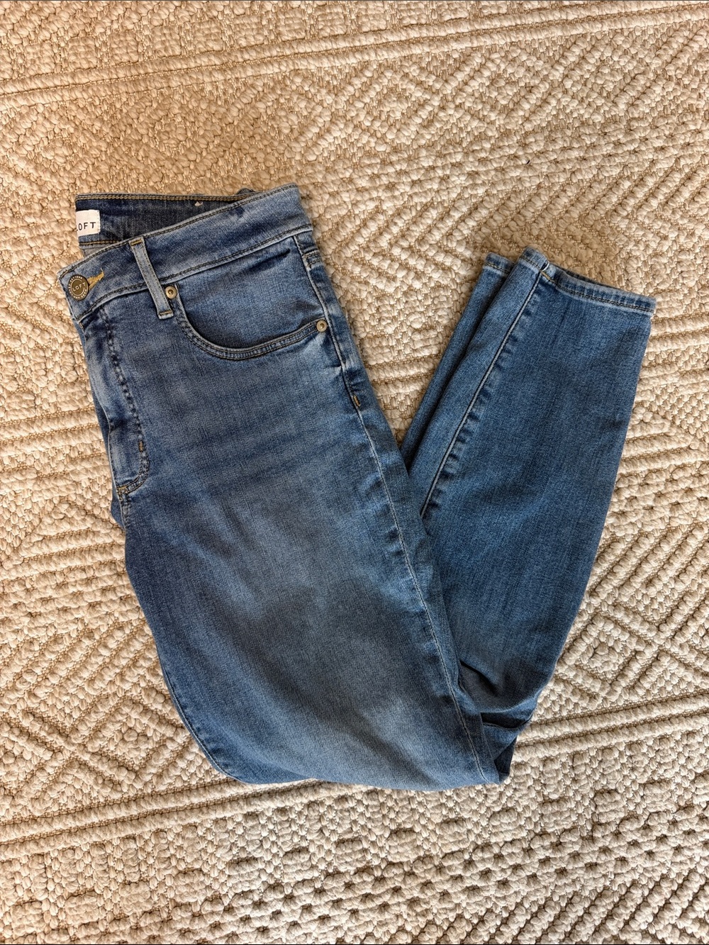 LOFT Women's curvy skinny crop Jeans - size 29/8